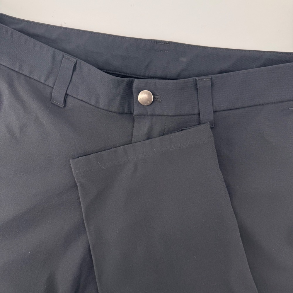 Lululemon Commission Pant Classic Mens 34 Black Warpstreme Stretch Chino 9841